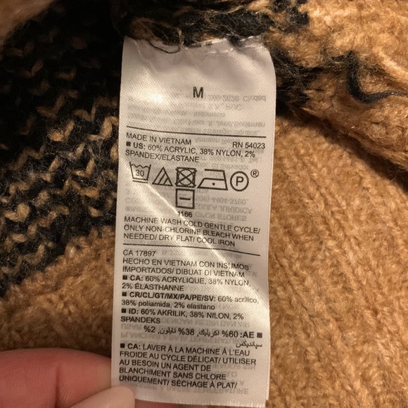 NWT Cozy Crewneck Leopard Sweater - Picture 7 of 8